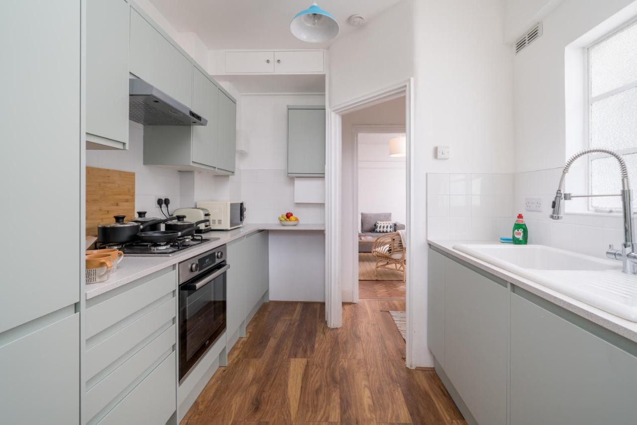 Appartamento Bright West Hampstead Retreat Londra Esterno foto